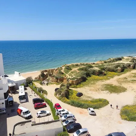 7c Invicta - Casas & Papeis *