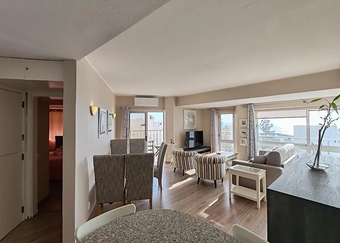 7c Invicta - Casas & Papeis