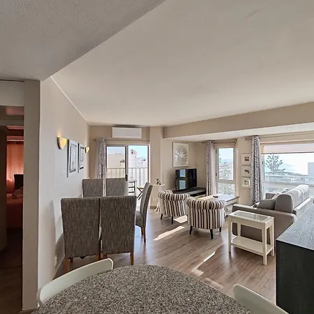 7c Invicta - Casas & Papeis アルマカオ・デ・ペラ