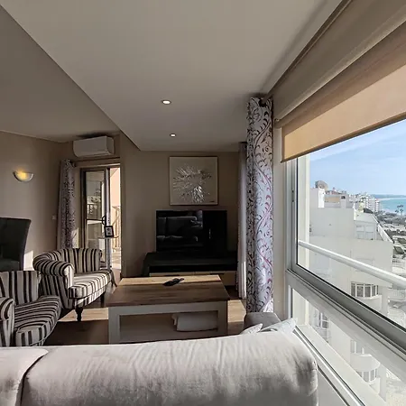 7c Invicta - Casas & Papeis