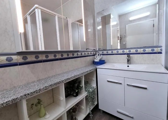 7c Invicta - Casas & Papeis * Armação de Pêra