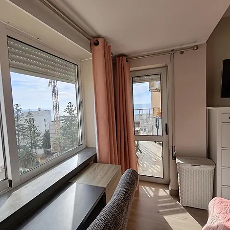 7c Invicta - Casas & Papeis Apartment *